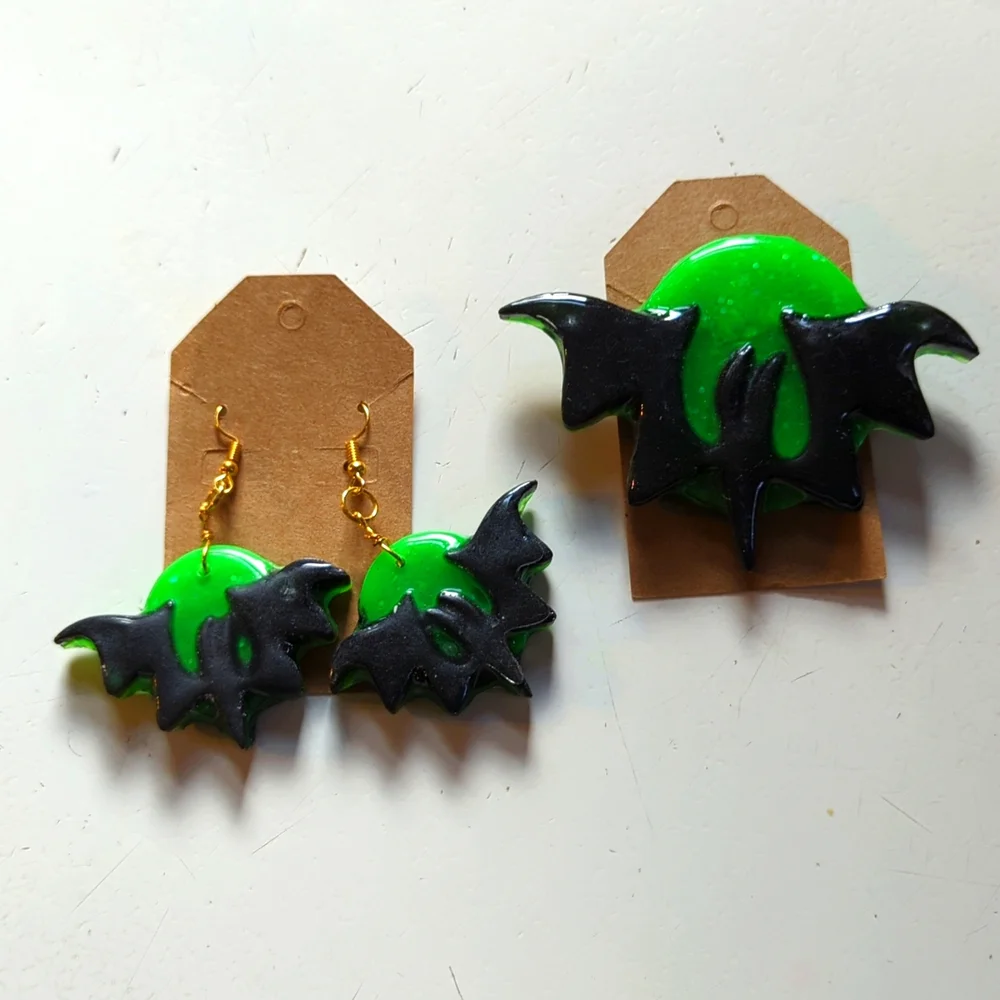 NWOT custom made epoxy bat earrings & pin set - Picture 1 of 6